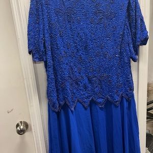 Brilliante by J.A. Women's Blue Dress Size 3X
Beaded. Formal Evening Gown.